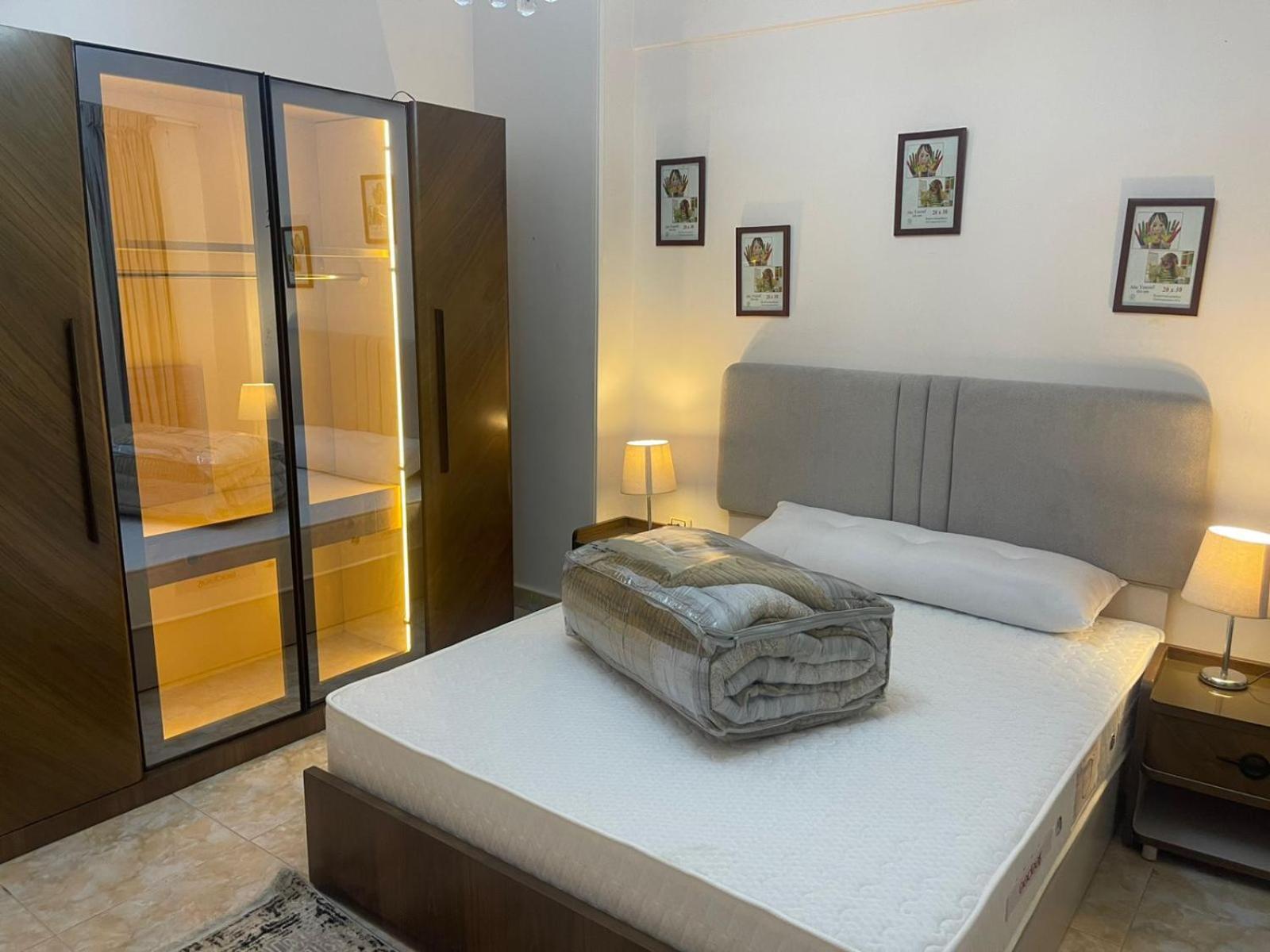 Modern With Coverable Pool Sheik Zayed * Sheikh Zayed City