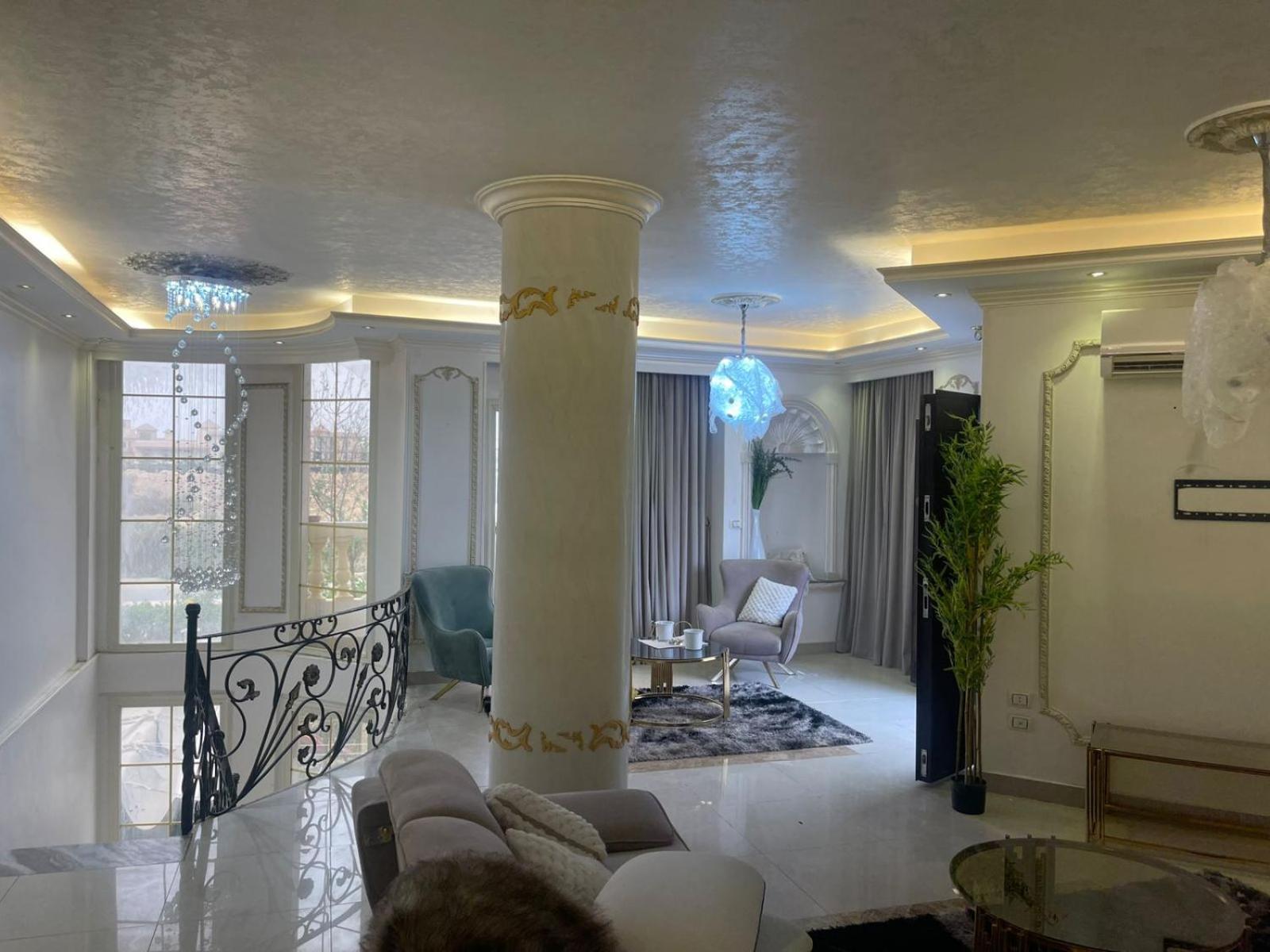 Villa Modern With Coverable Pool Sheik Zayed Sheikh Zayed City